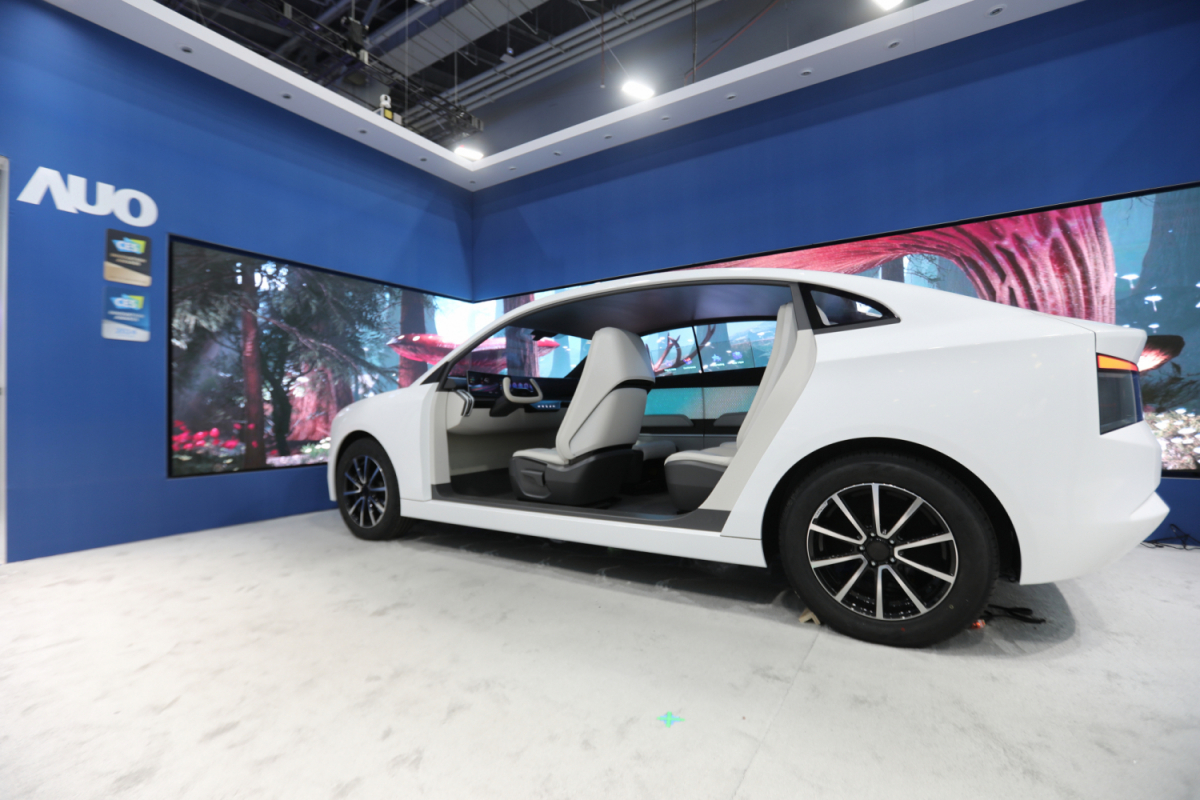 evoҕӍ�l(f��)��ȫ��Smart Cockpit 2024�������@ʾ���óɹ�����ጷ�Micro LED�K�O�@ʾ���g���ܵ�ȫ���ǻ���œ���ԠI��ͻ����������ʽ��ҕ�X�w򞣬���¶��x�ǻ���œ���M���{���ˆT��ȫ��λ������